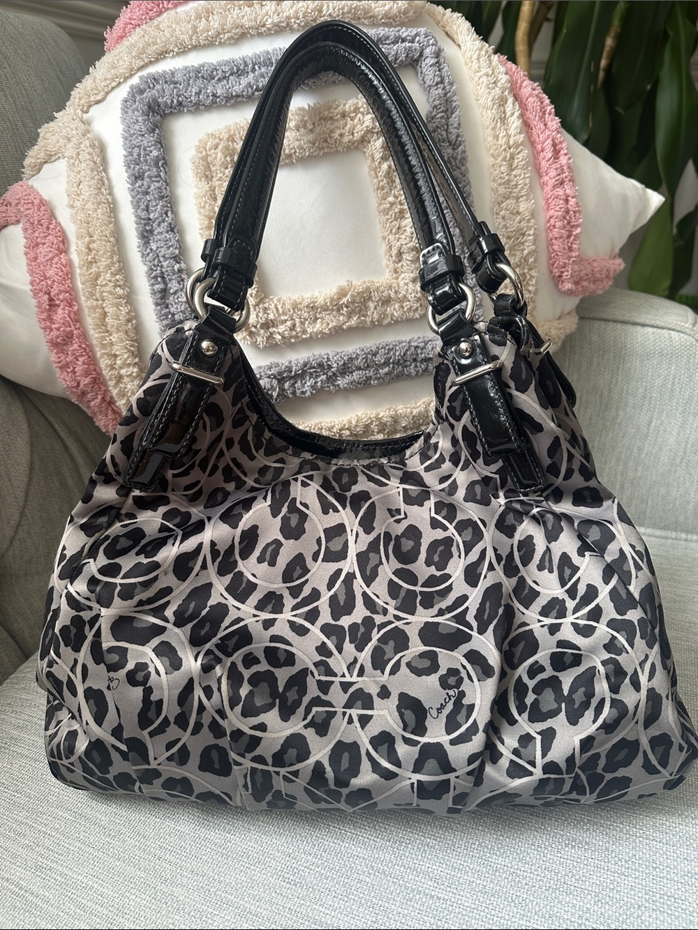 Auth Coach Ocelot Black and Silver  Signature Shoulder Bag - Vintage Y2K - Picture 2 of 5